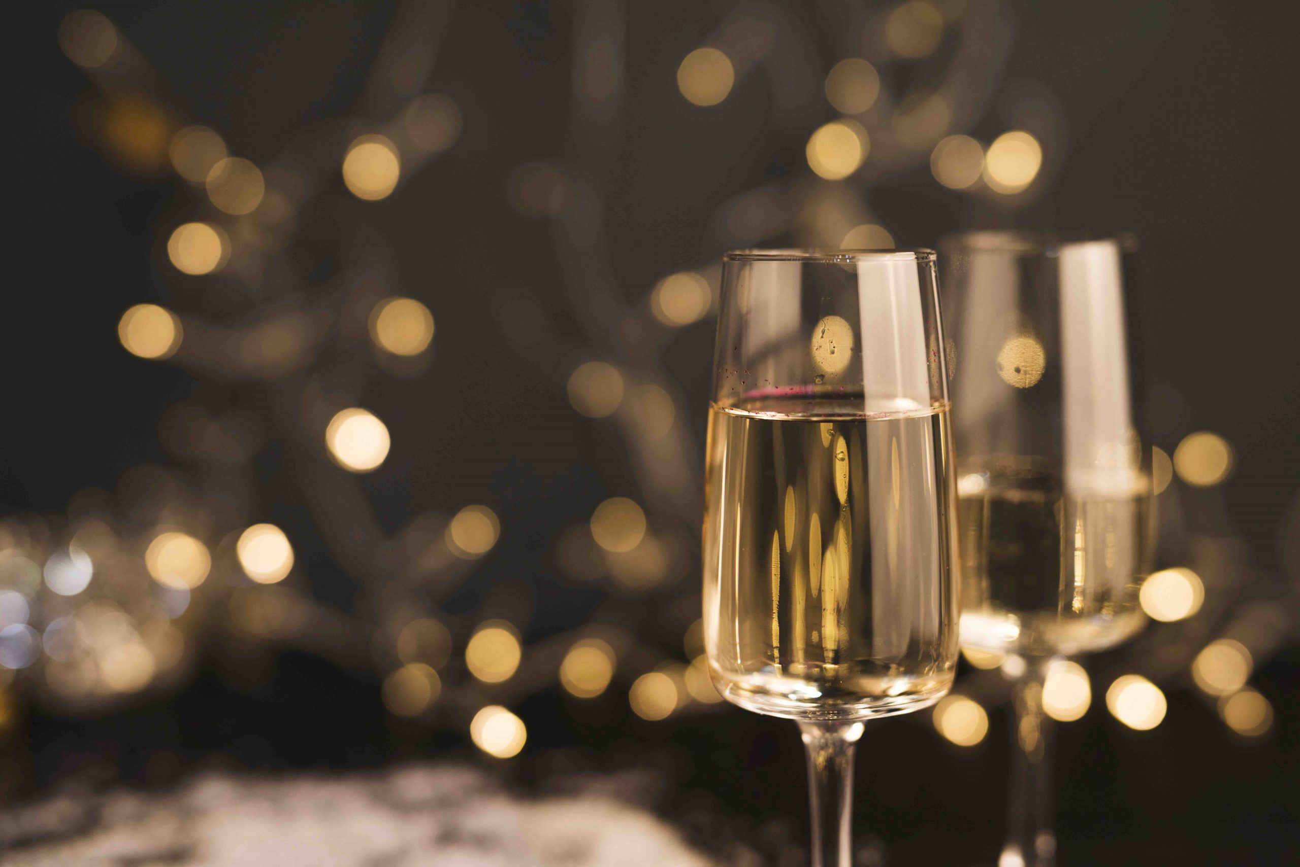 Host An Elegant Holiday Party With These Tips